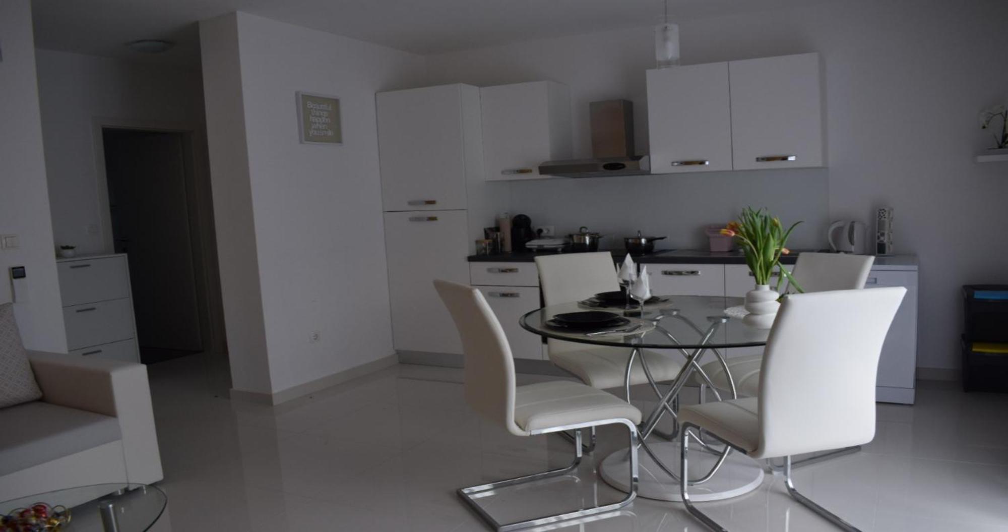 Apartmani Foresta Kras Buitenkant foto