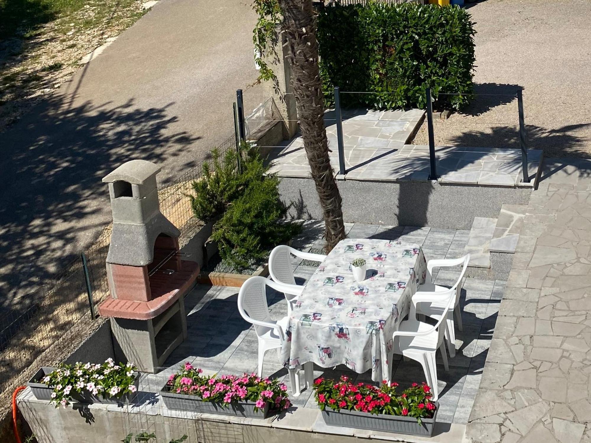 Apartmani Foresta Kras Buitenkant foto